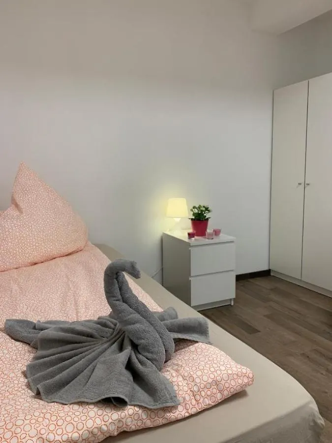 Lovely Share Apartment Aachener Weiher Köln