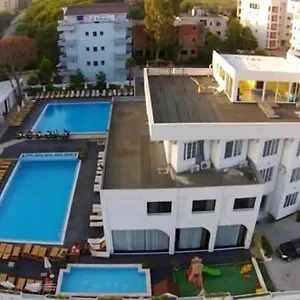sunborn-hotel.albaniahotels.org/